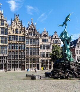 Grote Markt, Antwerp with its elaborate Guildhouses and fountain